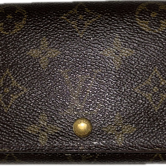 Louis Vuitton Monogram Wallet - Used - Picture 3 of 12